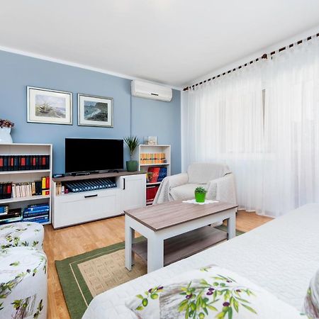 Apartman Oly Rovinj Exterior foto