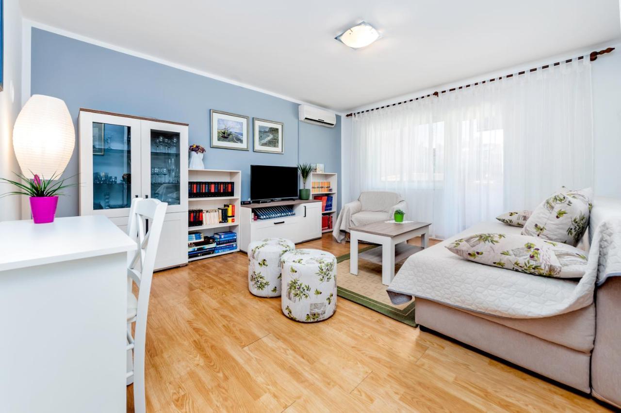Apartman Oly Rovinj Exterior foto